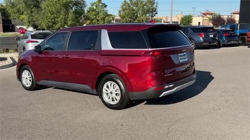 2023 Kia Carnival LX