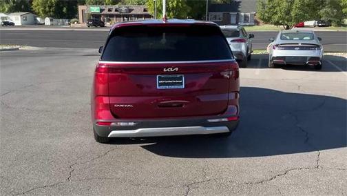 2023 Kia Carnival LX