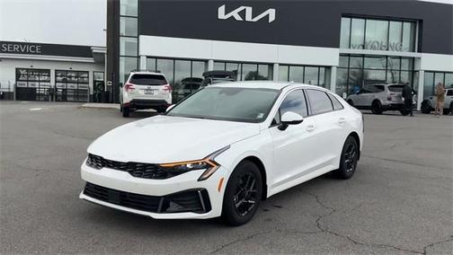2025 Kia K5 LXS
