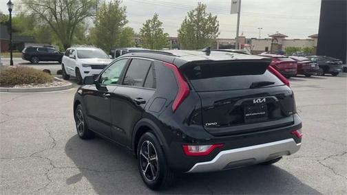 2024 Kia Niro LX