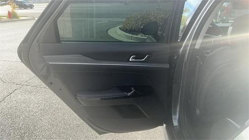 2025 Kia K5 EX