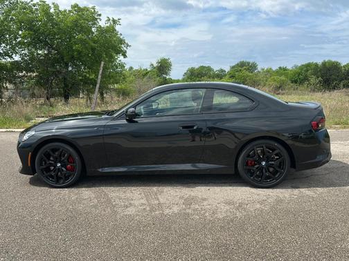 Black Sapphire Metallic 2026 BMW M240 i xDrive
