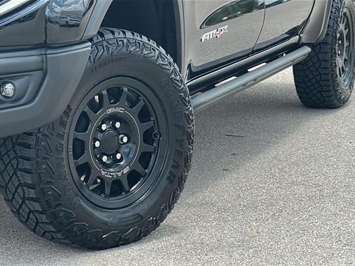 Onyx Black 2026 GMC Sierra 1500 AT4X