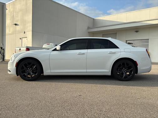 2021 Chrysler 300 S