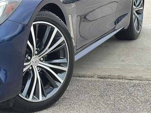 2019 INFINITI Q60 3.0T LUXE