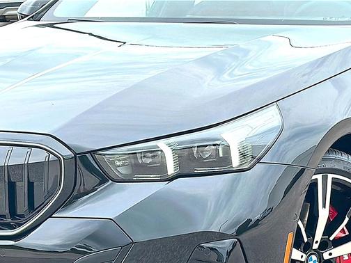 Black Sapphire Metallic 2027 BMW 530 i