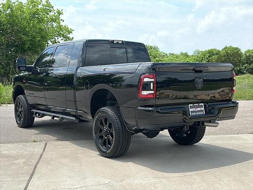 2024 RAM 2500 Laramie Crew Cab 4x4 6'4' Box