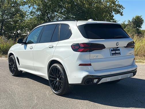 2026 BMW X5 sDrive40i