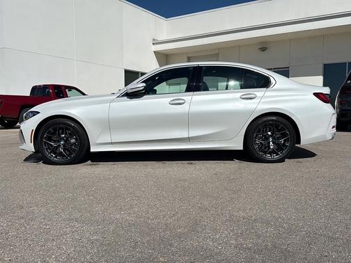 2025 BMW 330 xDrive