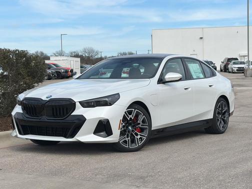 2026 BMW 550e xDrive