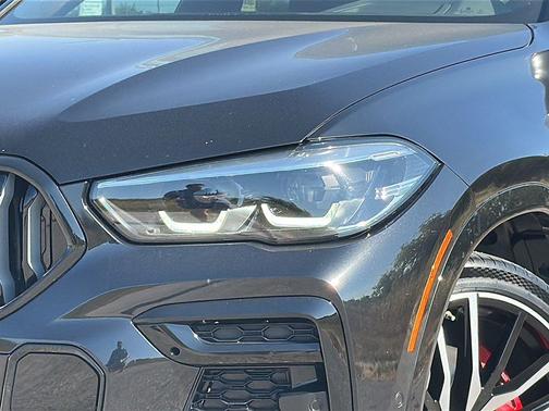 2023 BMW X6 xDrive40i