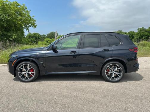 Carbon Black Metallic 2026 BMW X5 PHEV xDrive50e