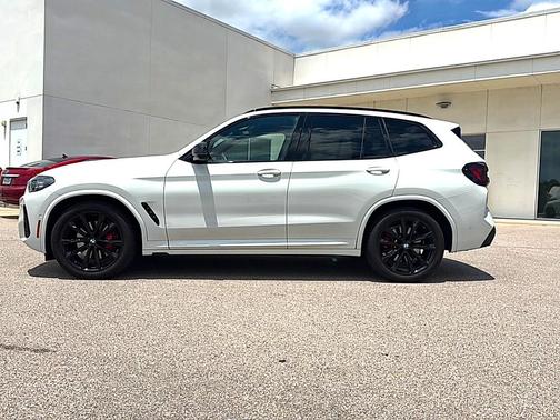 Alpine White 2023 BMW X3 M40i