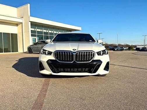 2024 BMW 530 Base