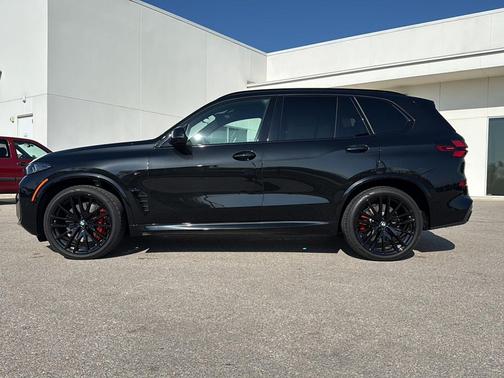 2026 BMW X5 M60i