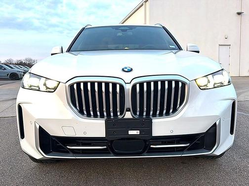 2026 BMW X5 sDrive40i