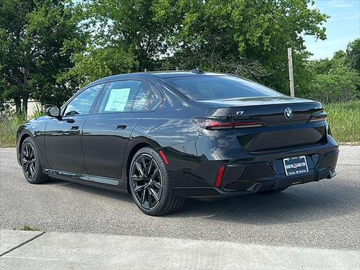 2025 BMW i7 eDrive50