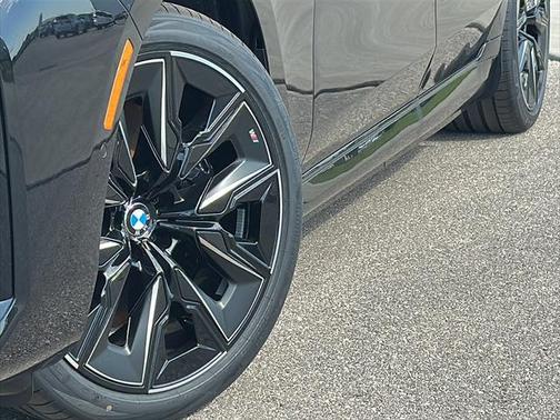 2025 BMW i7 eDrive50