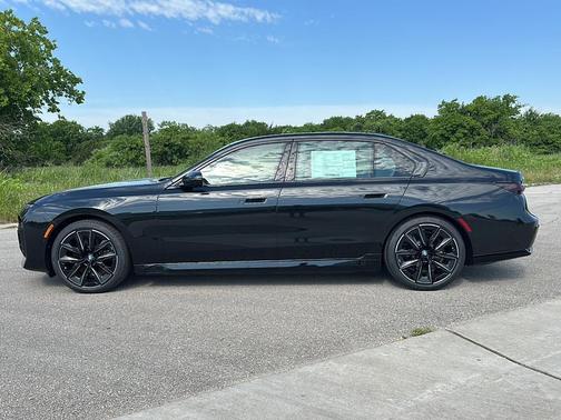 2025 BMW i7 eDrive50