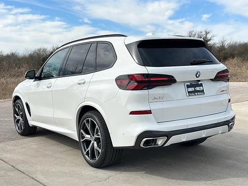 2026 BMW X5 sDrive40i