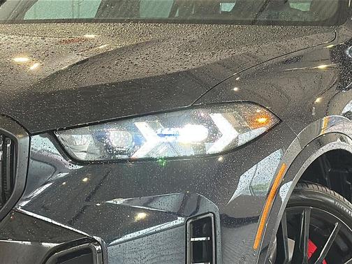 2025 BMW X5 M60i