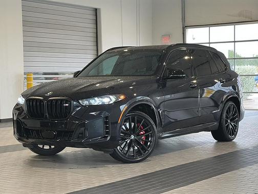 2025 BMW X5 M60i
