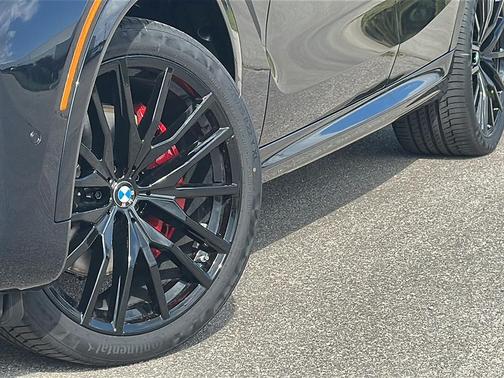 2026 BMW X6 xDrive40i