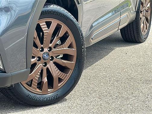 Magnetite Gray Metallic 2025 Subaru Forester Sport