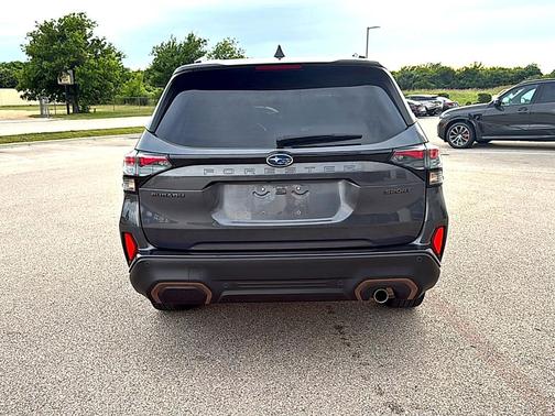 Magnetite Gray Metallic 2025 Subaru Forester Sport