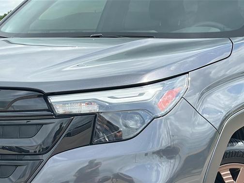 Magnetite Gray Metallic 2025 Subaru Forester Sport