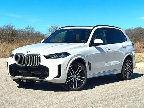 Mineral White Metallic 2026 BMW X5 xDrive40i