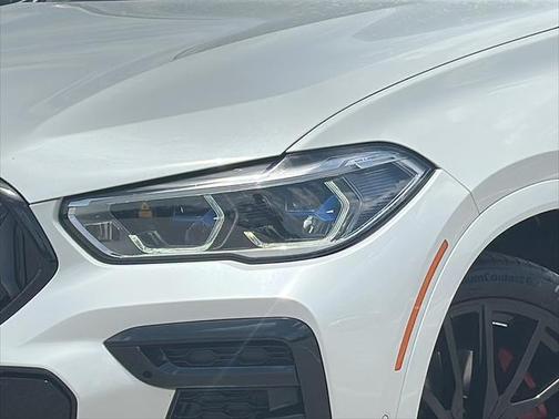 2023 BMW X6 xDrive40i