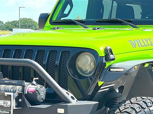 Limited Edition Gecko Clear Coat 2021 Jeep Wrangler Unlimited Sport