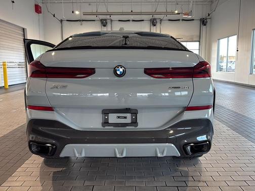 2024 BMW X6 xDrive40i