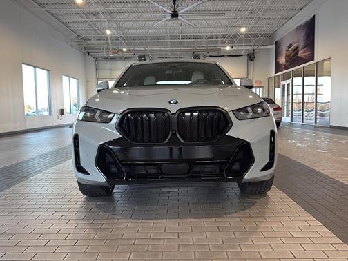 2024 BMW X6 xDrive40i