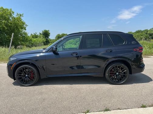 Carbon Black Metallic 2026 BMW X5 sDrive40i