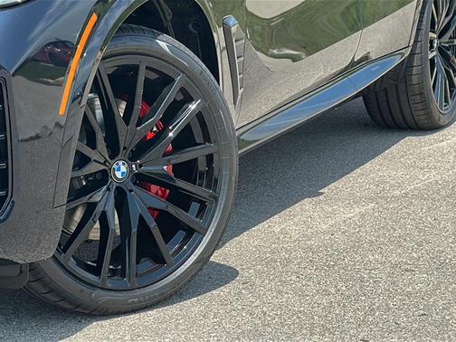 Carbon Black Metallic 2026 BMW X5 sDrive40i
