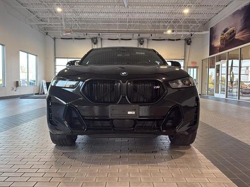 2024 BMW X6 M60i