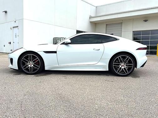 Fuji White 2020 Jaguar F-TYPE Checkered Flag RWD Automatic