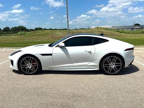 Fuji White 2020 Jaguar F-TYPE Checkered Flag RWD Automatic