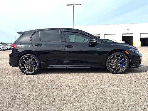 2026 Volkswagen Golf R 2.0T DSG