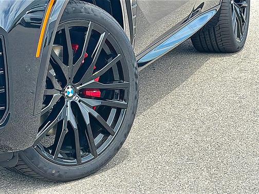 Black Sapphire Metallic 2026 BMW X5 xDrive40i