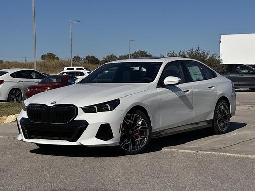 2026 BMW 530 