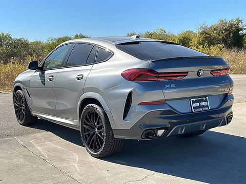 2026 BMW X6 xDrive40i