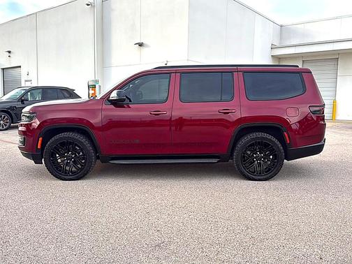 Velvet Red Pearlcoat 2025 Jeep Wagoneer Series II 4x4
