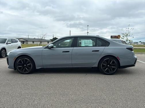 2025 BMW i7 eDrive50