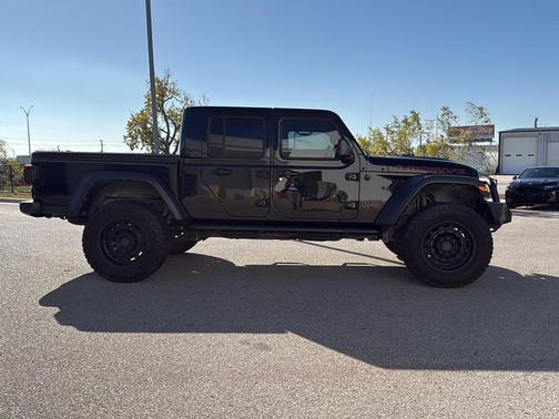 2023 Jeep Gladiator Mojave 4x4