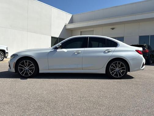 2019 BMW 330