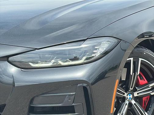 2023 BMW M440 i