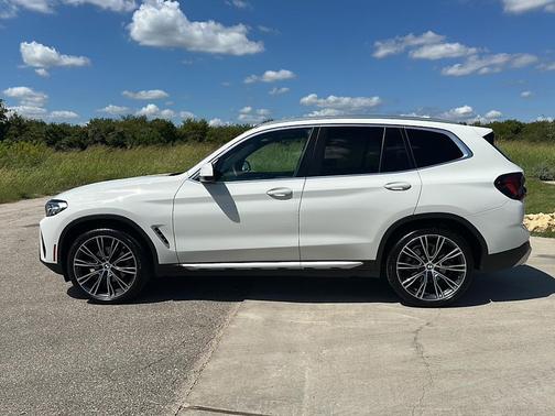 2023 BMW X3 sDrive30i